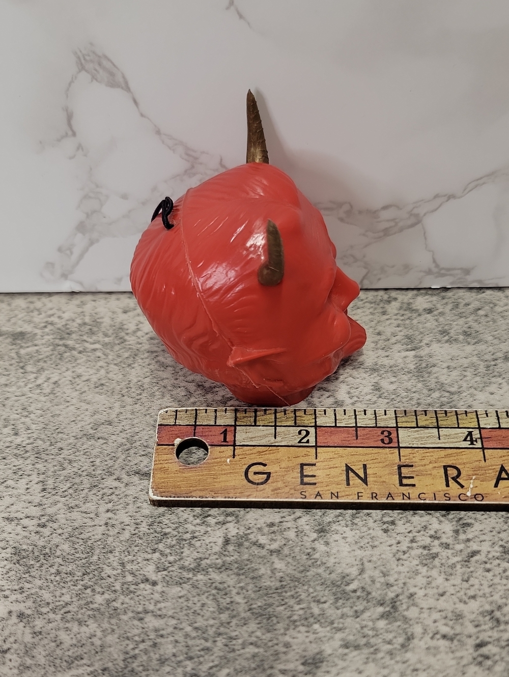 Vintage Hong Kong Plastic Winking Devil Head with Lenticular Eye - Picture 10 of 11